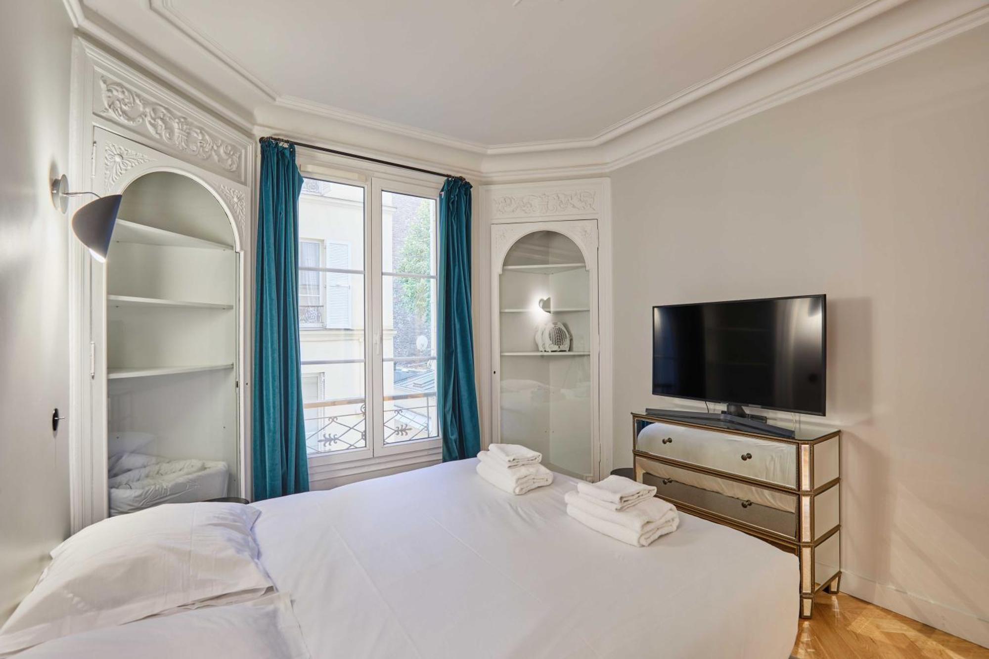 Magnificent Apartment - 3Br- 8P - Batignolles Paris Bagian luar foto